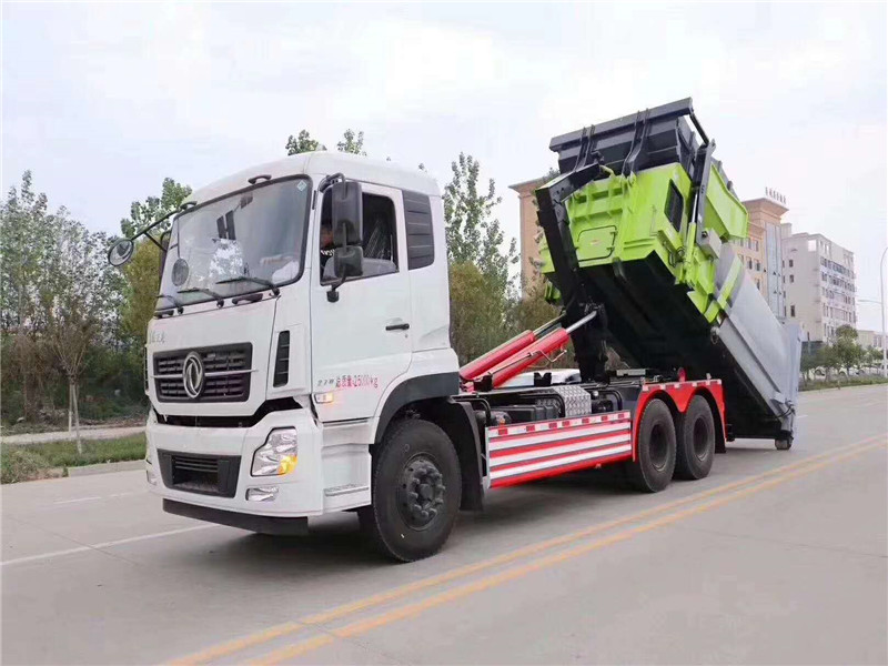 國(guó)六東風(fēng)天龍后雙橋20噸車廂可卸式（勾臂）垃圾車